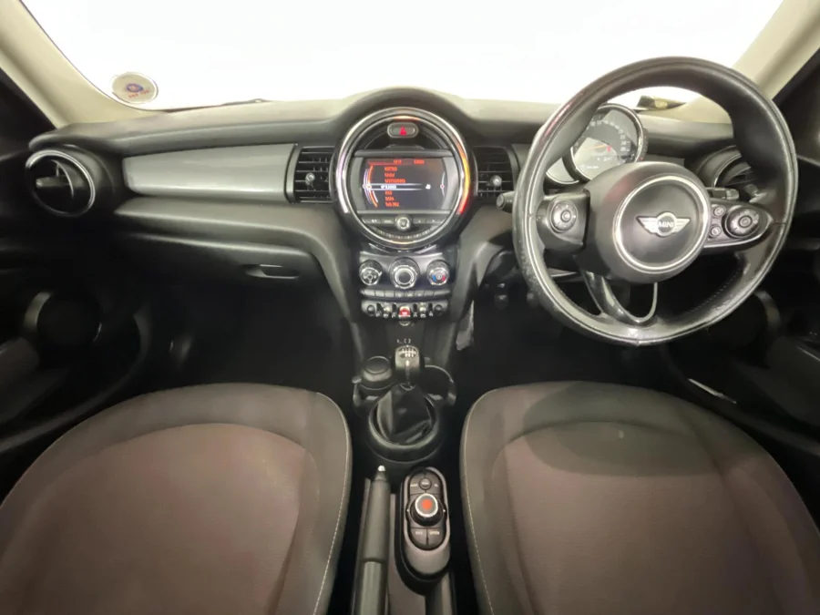 Used 2016 MINI Hatch Cooper Hatch 5-door Seven 7 - WeBuyCars The Dome Used 2016 MINI Hatch Cooper Hatch 5-door Seven 7 - WeBuyCars The Dome