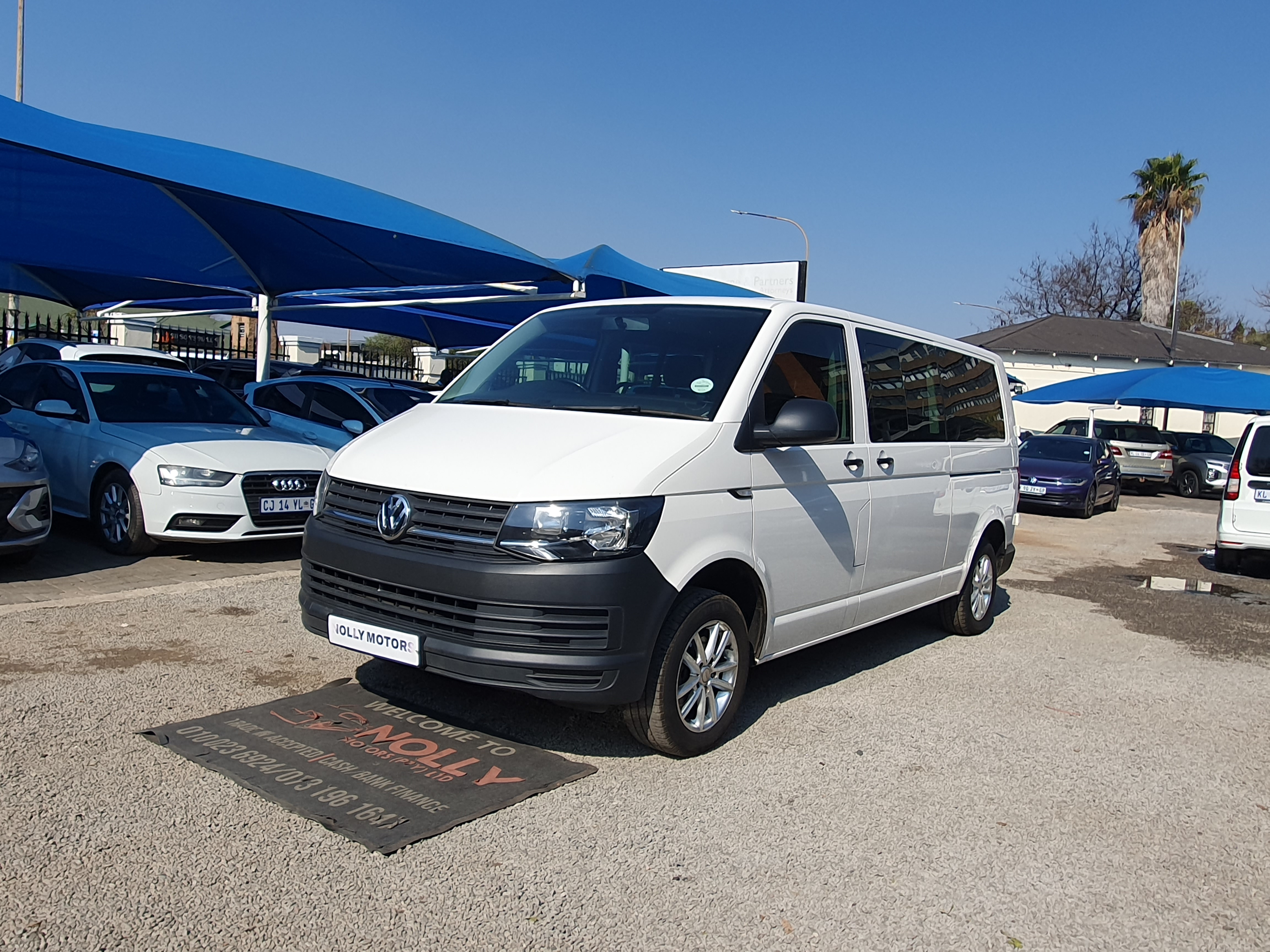Used 2017 Volkswagen Transporter 2.0BiTDI crew bus SWB auto