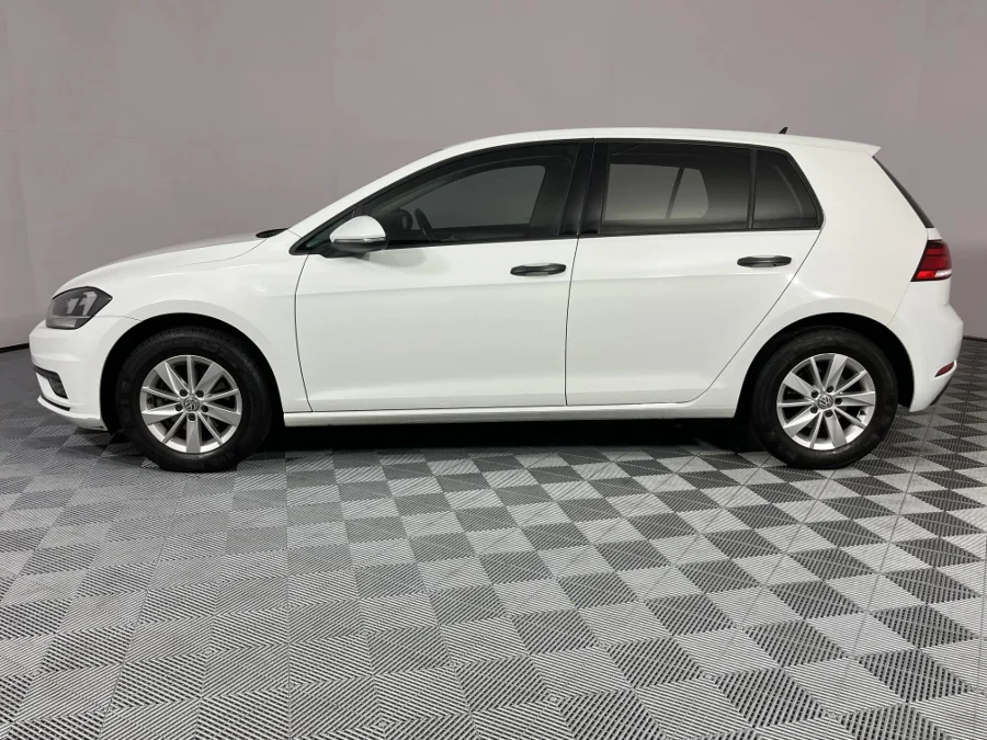Used 2017 Volkswagen Golf 1.0TSI Trendline - WeBuyCars Brackenfell Cape Town Used 2017 Volkswagen Golf 1.0TSI Trendline - WeBuyCars Brackenfell Cape Town