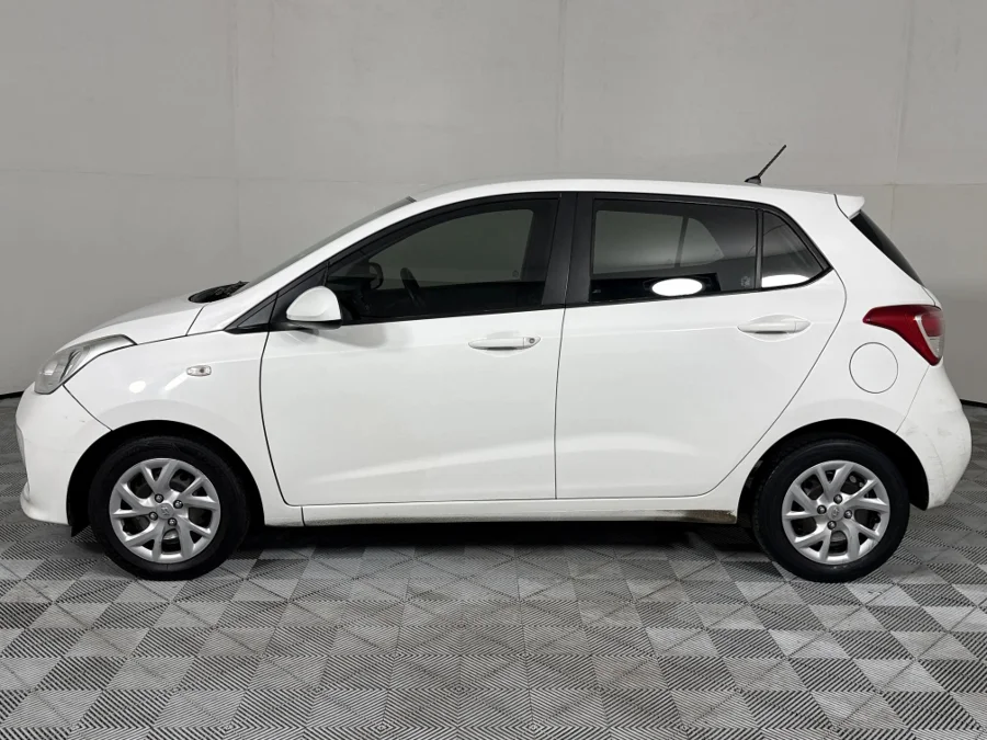 Used 2018 Hyundai Grand i10 1.0 Motion - WeBuyCars The Dome Used 2018 Hyundai Grand i10 1.0 Motion - WeBuyCars The Dome
