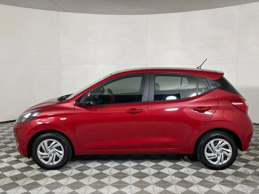 Used 2022 Hyundai Grand i10 1.0 hatch Motion manual - WeBuyCars JHB South Used 2022 Hyundai Grand i10 1.0 hatch Motion manual - WeBuyCars JHB South