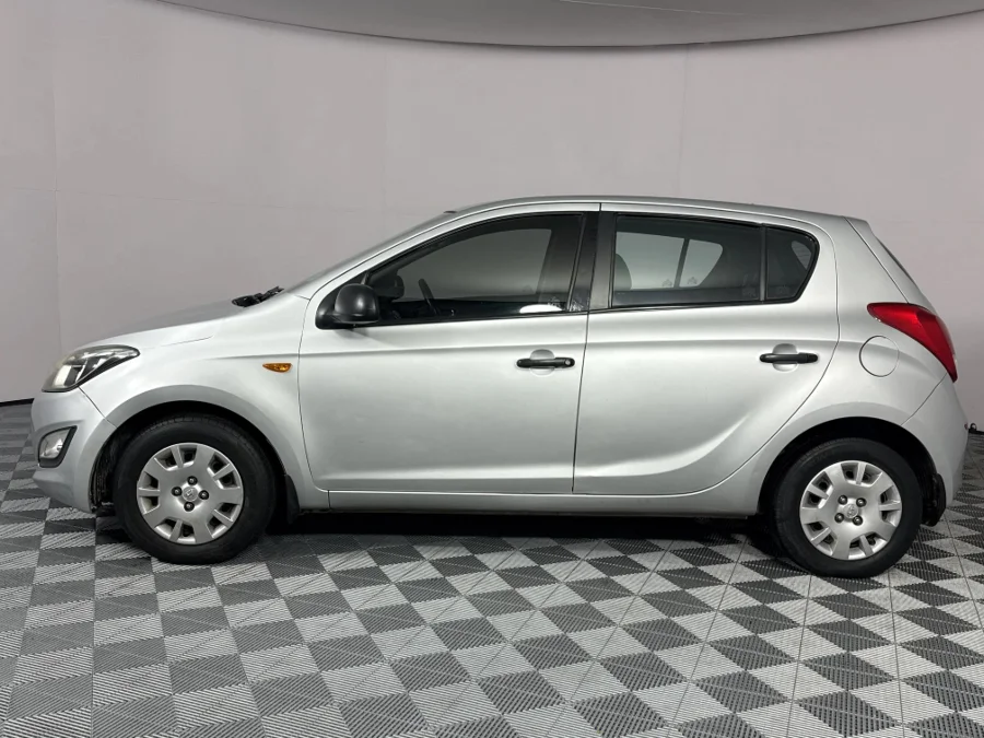 Used 2014 Hyundai i20 1.2 Motion - WeBuyCars Brackenfell Cape Town Used 2014 Hyundai i20 1.2 Motion - WeBuyCars Brackenfell Cape Town