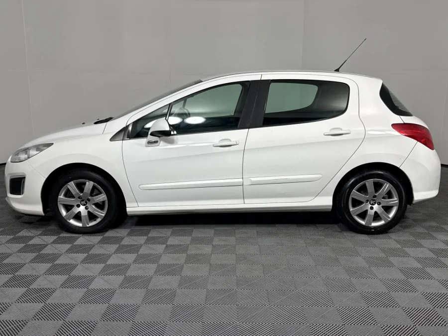Used 2012 Peugeot 308 1.6T Premium - WeBuyCars Montana Used 2012 Peugeot 308 1.6T Premium - WeBuyCars Montana