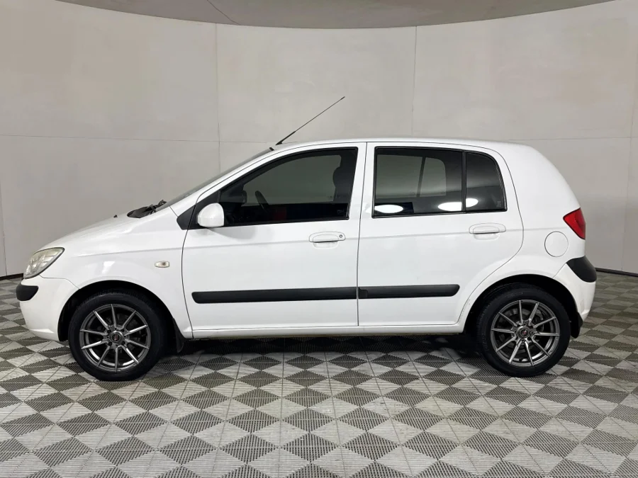 Used 2009 Hyundai Getz 1.6 GL high-spec auto - WeBuyCars JHB South Used 2009 Hyundai Getz 1.6 GL high-spec auto - WeBuyCars JHB South
