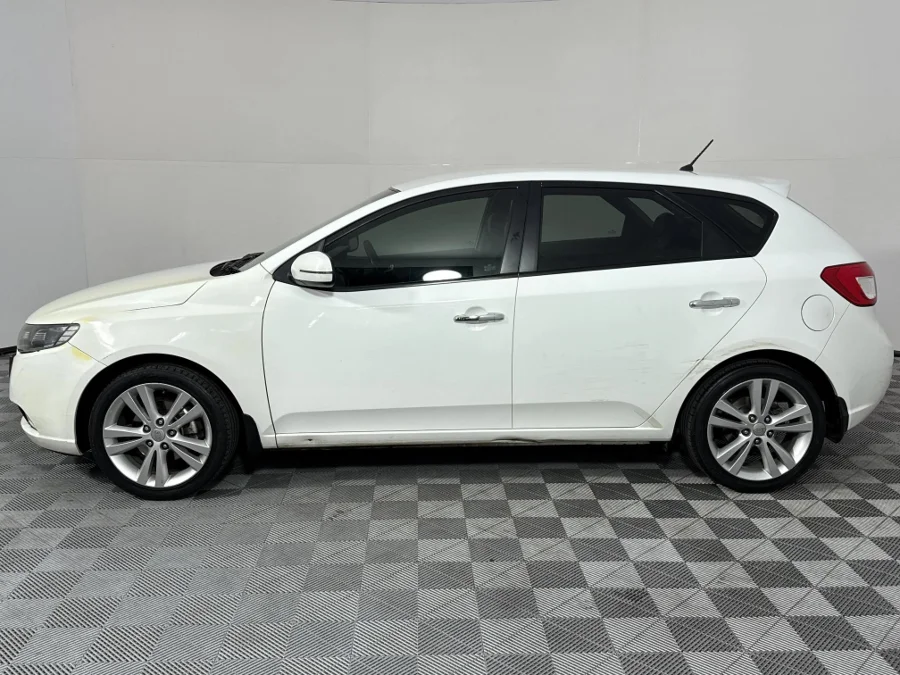 Used 2011 Kia Cerato hatch 2.0 SX - WeBuyCars Germiston Used 2011 Kia Cerato hatch 2.0 SX - WeBuyCars Germiston