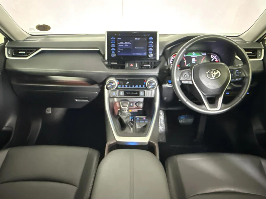 Used 2022 Toyota RAV4 2.0 VX - WeBuyCars Midstream
