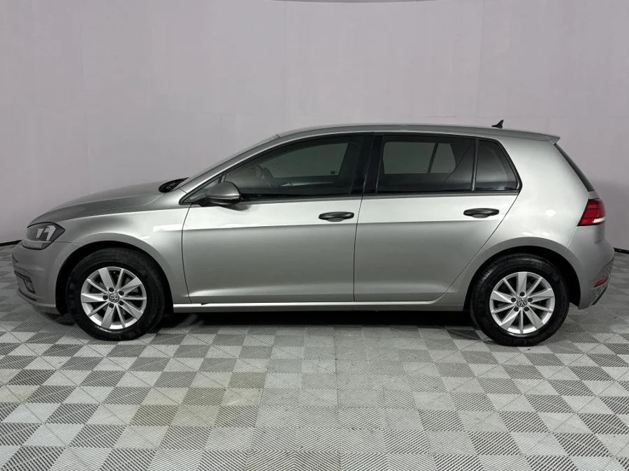 Used 2017 Volkswagen Golf 1.0TSI Trendline - WeBuyCars Gqeberha Used 2017 Volkswagen Golf 1.0TSI Trendline - WeBuyCars Gqeberha