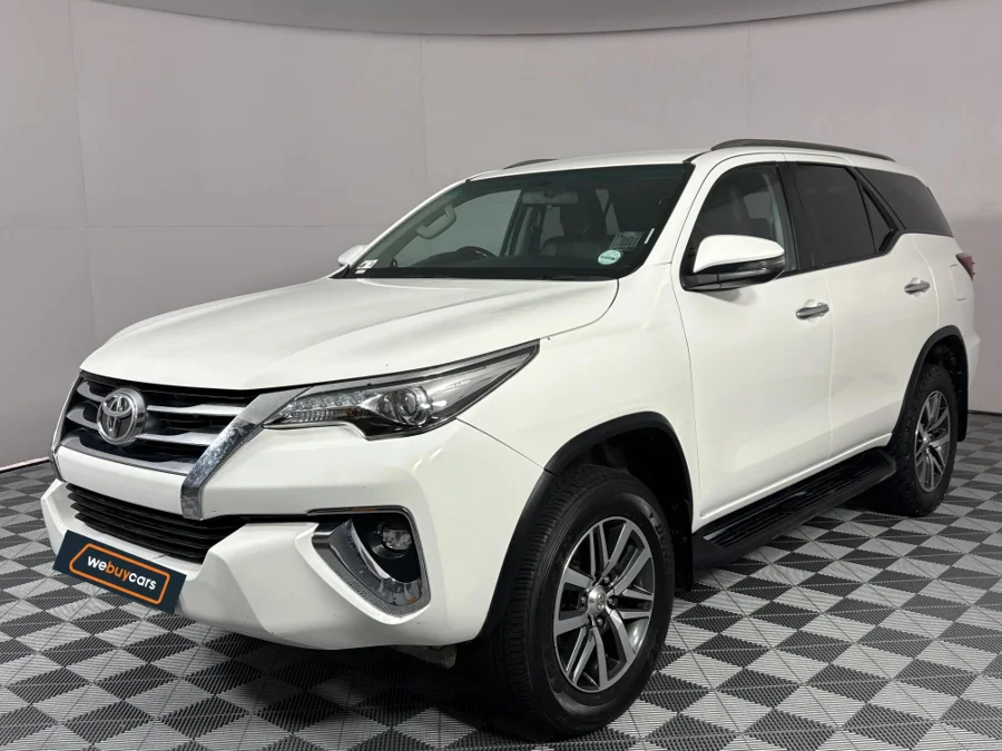 Used 2019 Toyota Fortuner 2.8GD-6 auto - WeBuyCars Lansdowne Used 2019 Toyota Fortuner 2.8GD-6 auto - WeBuyCars Lansdowne