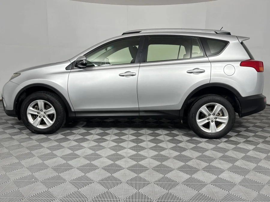 Used 2014 Toyota RAV4 2.0 GX auto - WeBuyCars Lansdowne Used 2014 Toyota RAV4 2.0 GX auto - WeBuyCars Lansdowne