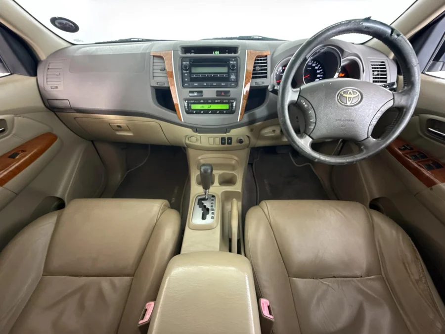 Used 2011 Toyota Fortuner 3.0D-4D auto - WeBuyCars Riverhorse