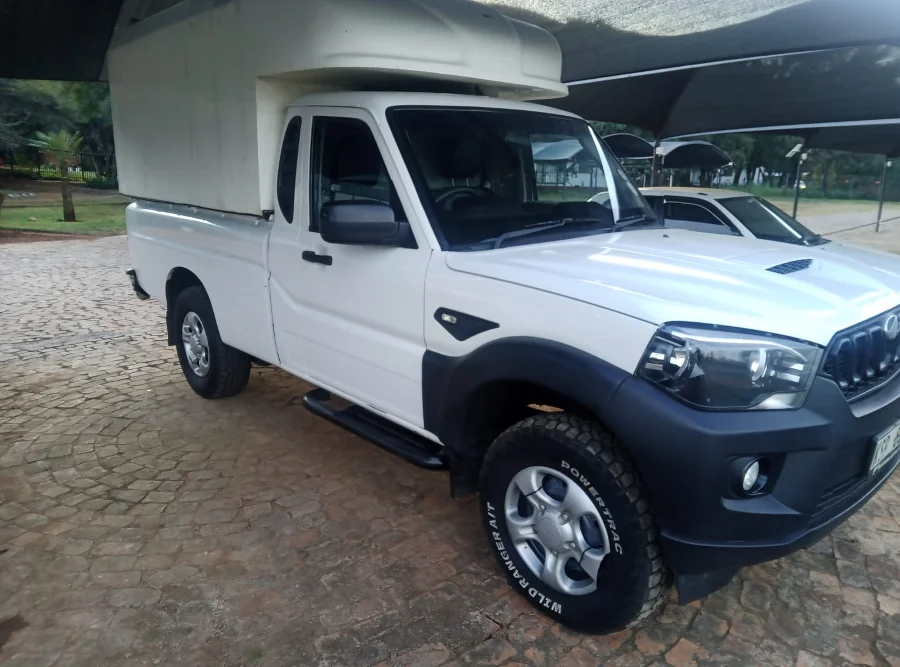 New 2022 Mahindra Pik Up 2.2CRDe single cab S4 - Private Seller New 2022 Mahindra Pik Up 2.2CRDe single cab S4 - Private Seller
