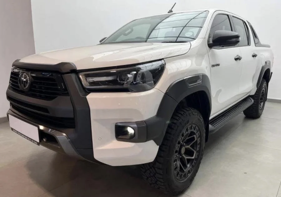 Used 2021 Toyota Hilux 2.8GD-6 double cab 4x4 Legend auto (de-spec 21) - Private Seller Used 2021 Toyota Hilux 2.8GD-6 double cab 4x4 Legend auto (de-spec 21) - Private Seller