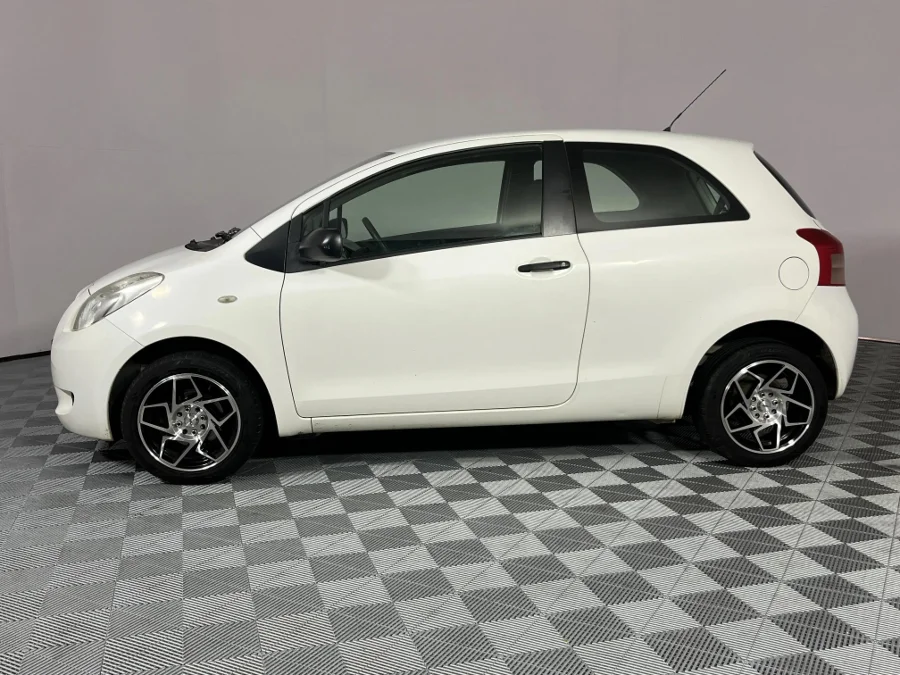 Used 2007 Toyota Yaris 1.0 3-door T1 (aircon+CD) - WeBuyCars Brackenfell Cape Town Used 2007 Toyota Yaris 1.0 3-door T1 (aircon+CD) - WeBuyCars Brackenfell Cape Town