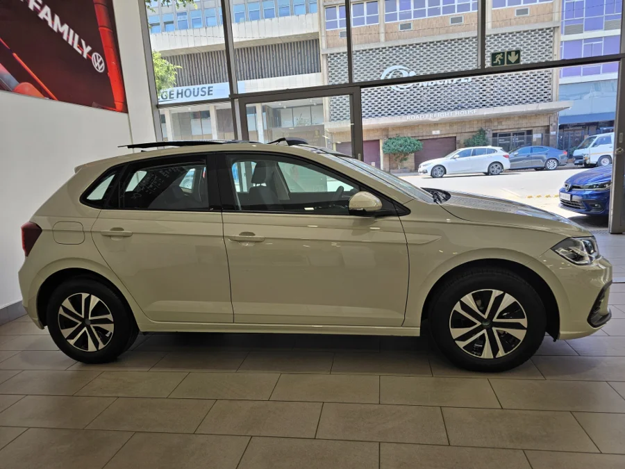 New 2026 Volkswagen Polo hatch 1.0TSI Life manual - VW Braamfontein New New 2026 Volkswagen Polo hatch 1.0TSI Life manual - VW Braamfontein New