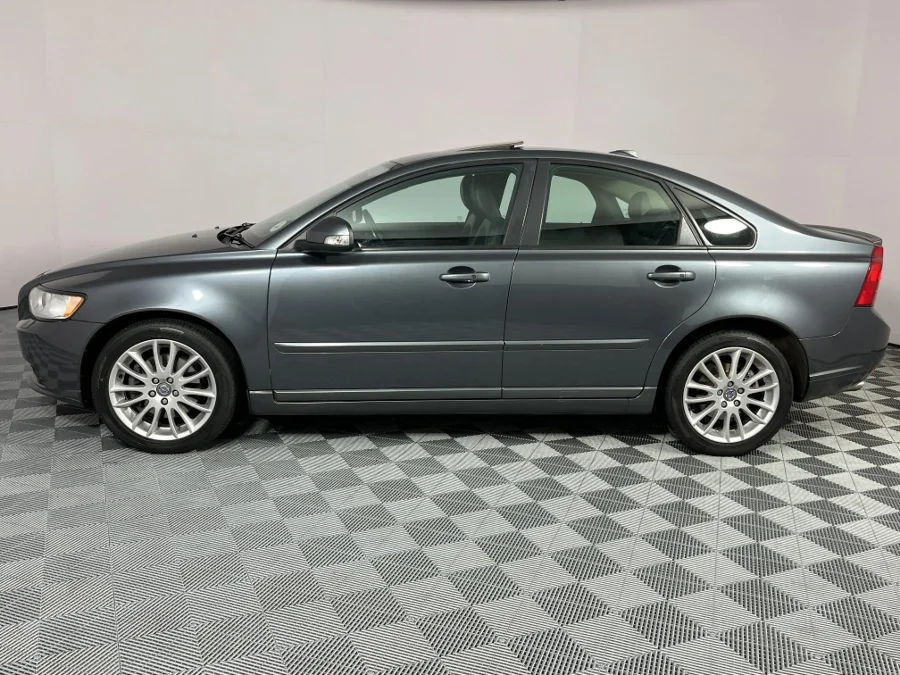Used 2009 Volvo S40 T5 - WeBuyCars Brackenfell Cape Town Used 2009 Volvo S40 T5 - WeBuyCars Brackenfell Cape Town