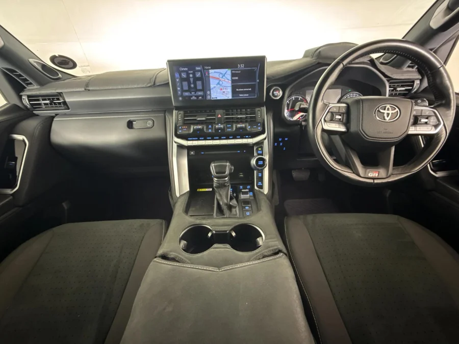 Used 2023 Toyota Land Cruiser 300 3.3D GR-Sport - WeBuyCars Riverhorse Used 2023 Toyota Land Cruiser 300 3.3D GR-Sport - WeBuyCars Riverhorse