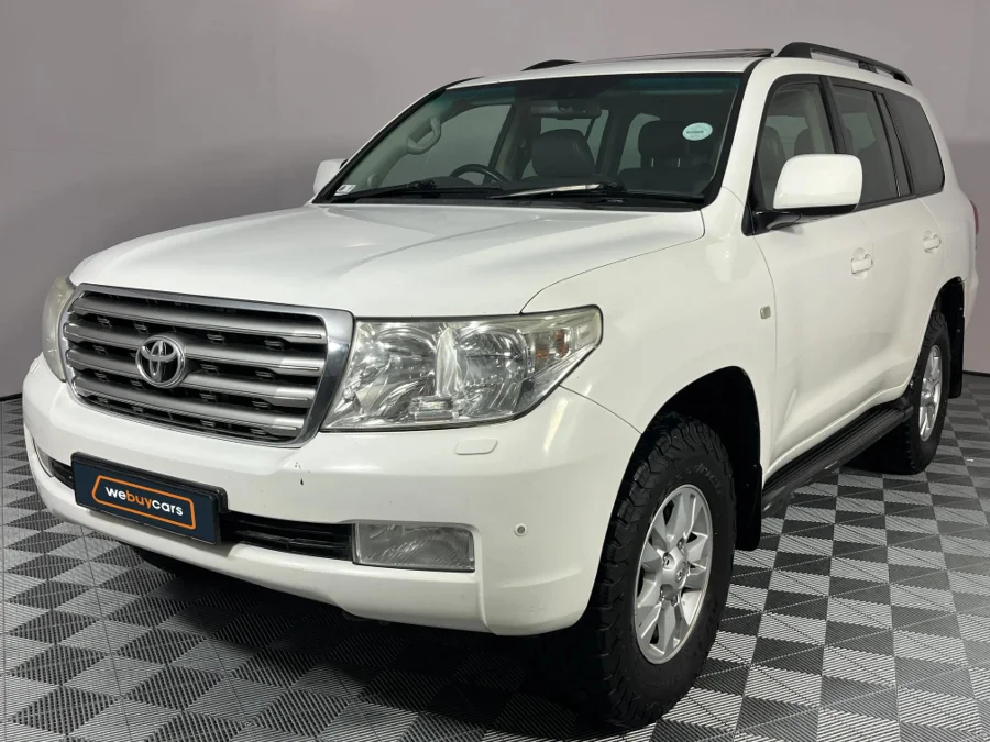 Used 2009 Toyota Land Cruiser 200 4.5D-4D VX - WeBuyCars Lansdowne Used 2009 Toyota Land Cruiser 200 4.5D-4D VX - WeBuyCars Lansdowne
