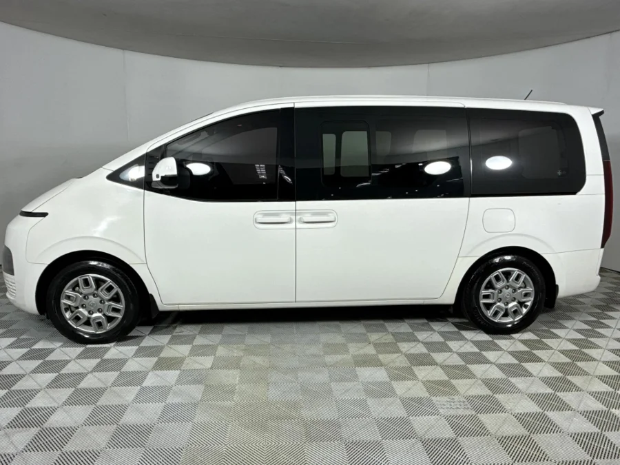 Used 2022 Hyundai Staria 2.2D Executive 9-seater - WeBuyCars Silverlakes