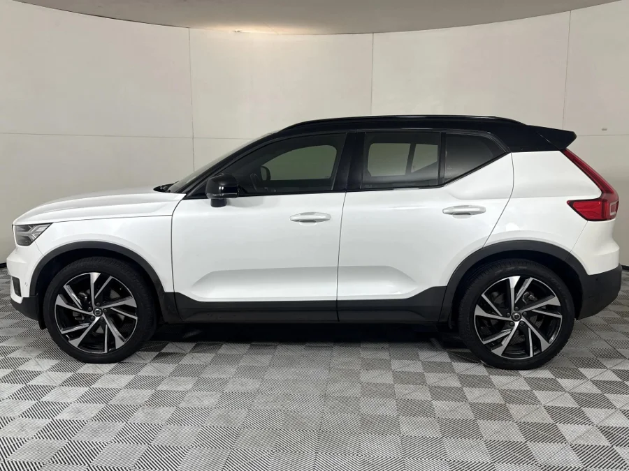 Used 2018 Volvo XC40 D4 AWD R-Design - WeBuyCars Silverlakes Used 2018 Volvo XC40 D4 AWD R-Design - WeBuyCars Silverlakes