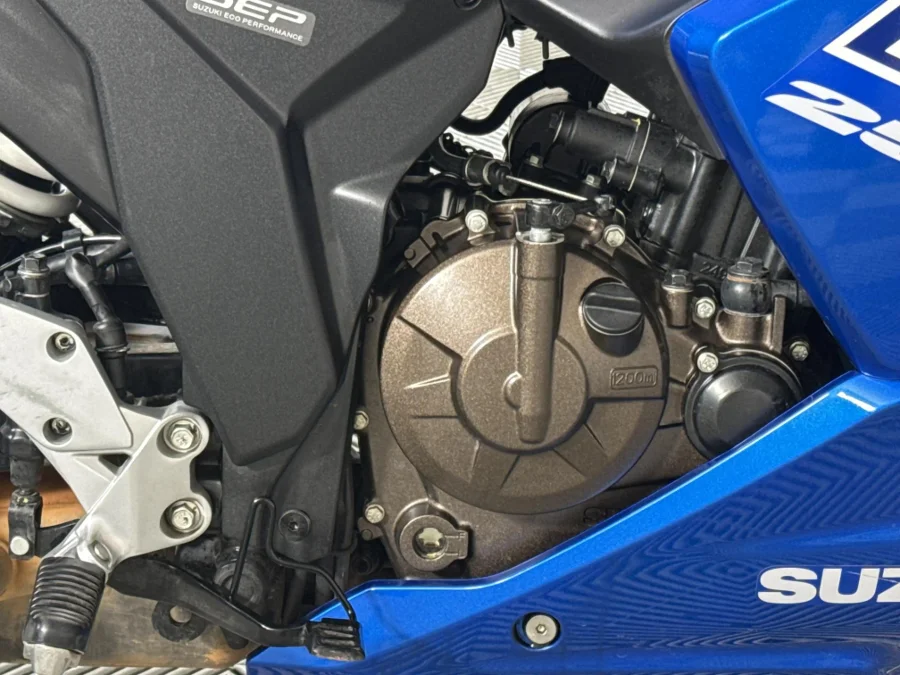 Used 2023 Suzuki GSX 250 F - WeBuyCars Midstream Used 2023 Suzuki GSX 250 F - WeBuyCars Midstream
