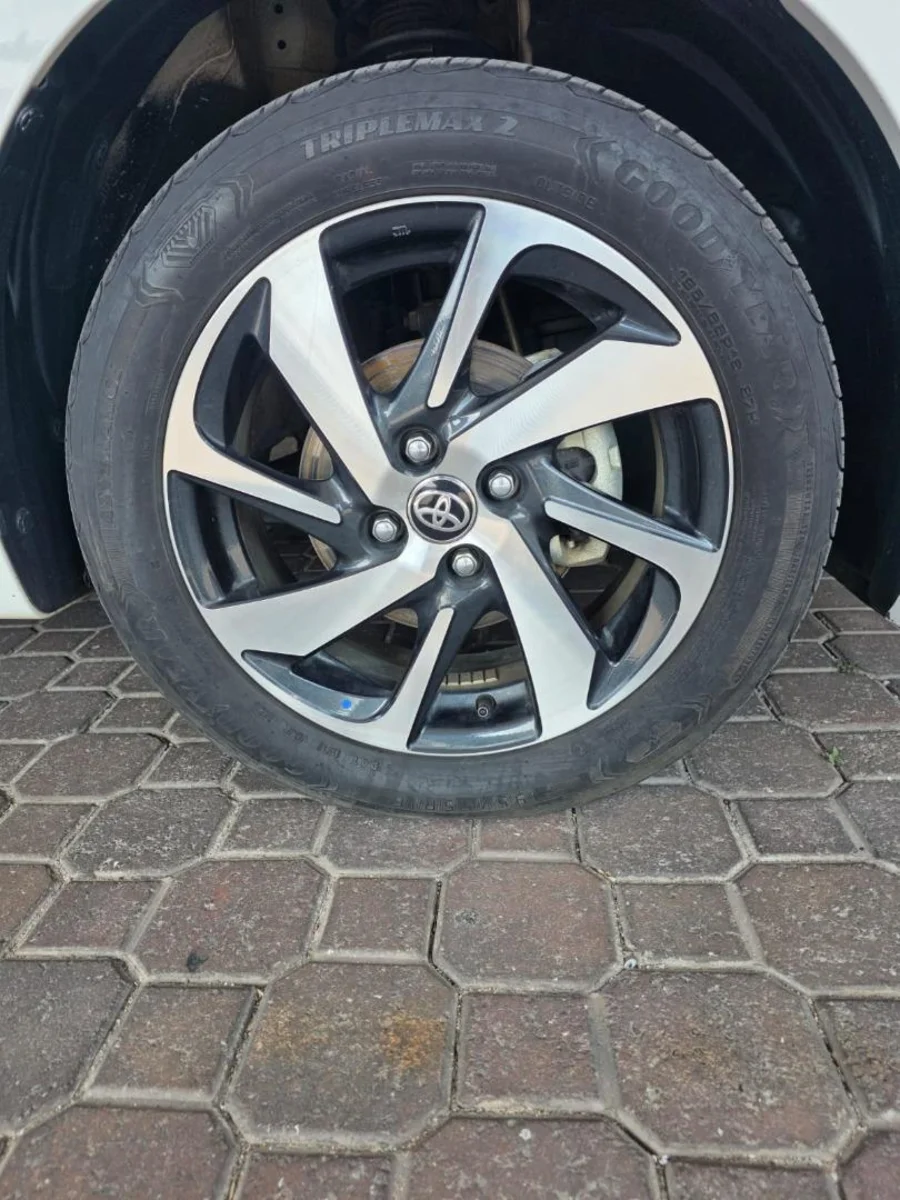 Used 2024 Toyota Starlet 1.5 XR manual - Driverite Bryanston Used 2024 Toyota Starlet 1.5 XR manual - Driverite Bryanston