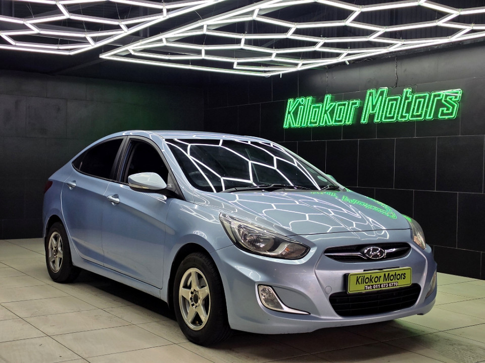 Used 2014 Hyundai Accent sedan 1.6 Fluid