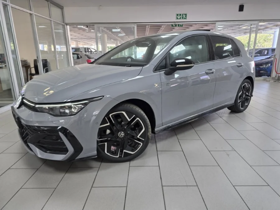 New 2026 Volkswagen Golf 1.4TSI R-Line Plus - VW Northcliff New 2026 Volkswagen Golf 1.4TSI R-Line Plus - VW Northcliff
