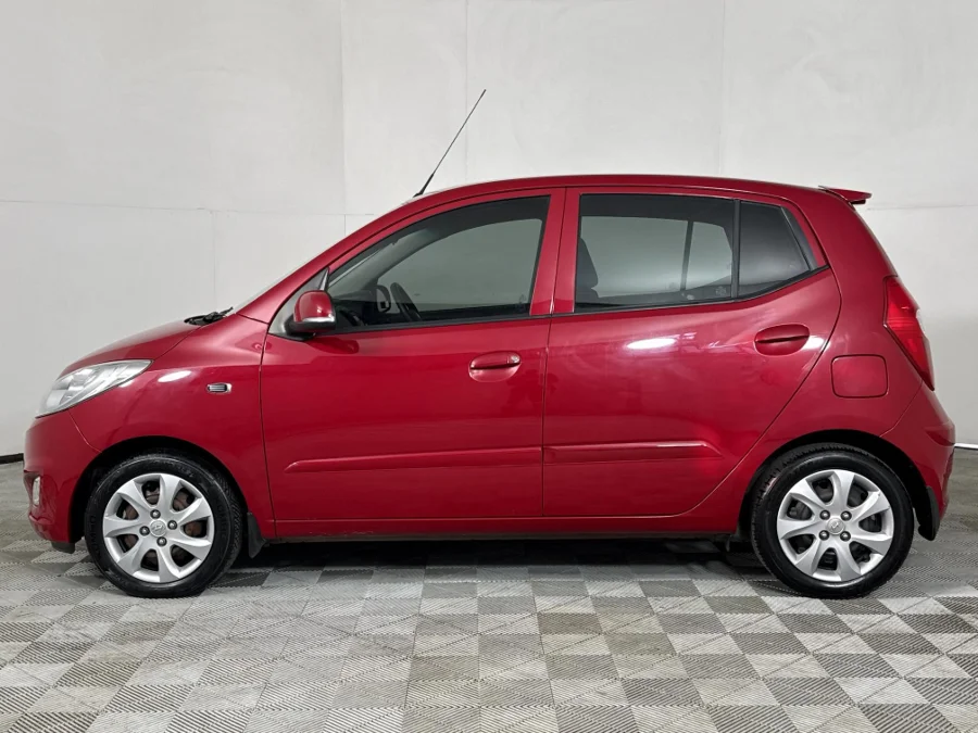 Used 2017 Hyundai i10 1.1 Motion - WeBuyCars George Used 2017 Hyundai i10 1.1 Motion - WeBuyCars George