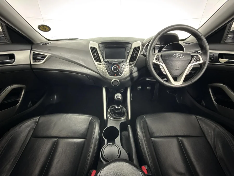 Used 2013 Hyundai Veloster 1.6 Executive - WeBuycars East London Used 2013 Hyundai Veloster 1.6 Executive - WeBuycars East London