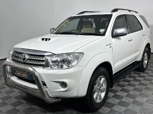 Used 2011 Toyota Fortuner 3.0D-4D 4x4 auto Used 2011 Toyota Fortuner 3.0D-4D 4x4 auto