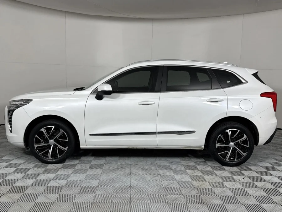 Used 2021 Haval Jolion 1.5T Luxury auto - WeBuyCars Mbombela Used 2021 Haval Jolion 1.5T Luxury auto - WeBuyCars Mbombela