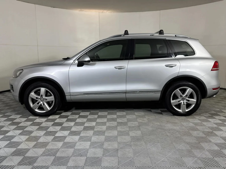 Used 2011 Volkswagen Touareg V8 TDI - WeBuyCars Midstream Used 2011 Volkswagen Touareg V8 TDI - WeBuyCars Midstream