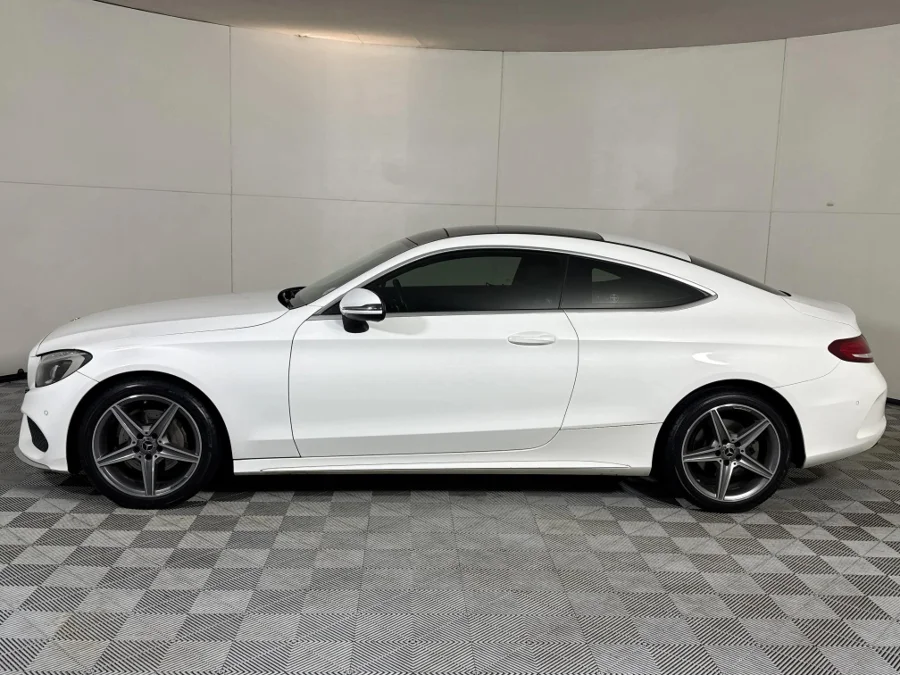 Used 2017 Mercedes-Benz C-Class C200 coupe auto - WeBuyCars Midstream Used 2017 Mercedes-Benz C-Class C200 coupe auto - WeBuyCars Midstream