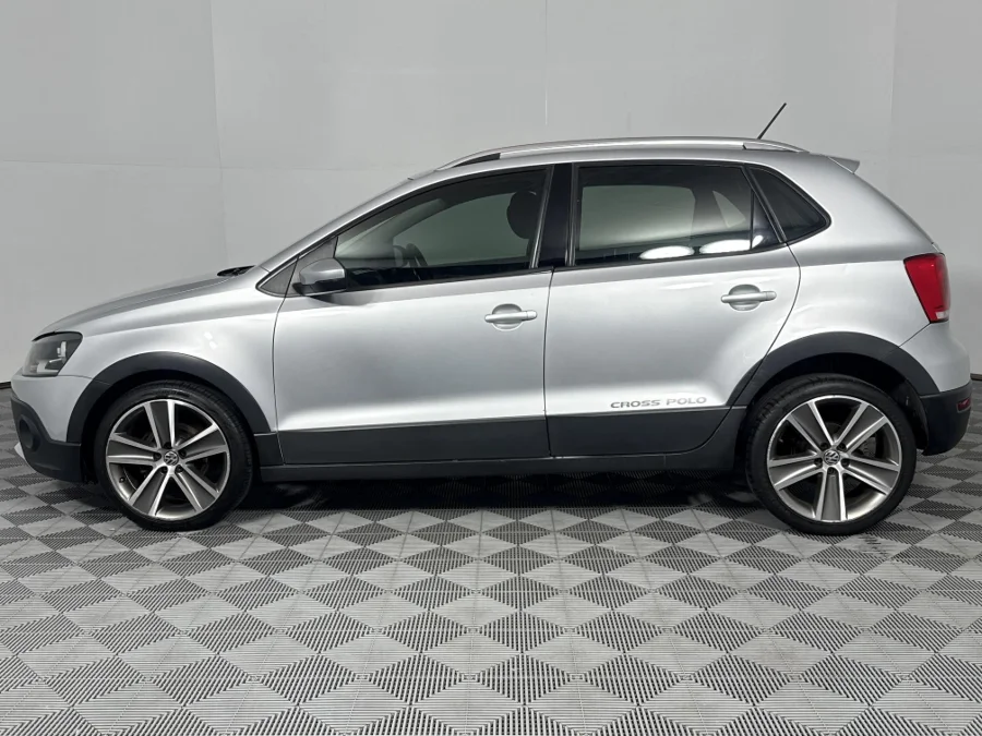 Used 2013 Volkswagen Cross Polo 1.6 Comfortline Urban Ice - WeBuyCars Richmond Used 2013 Volkswagen Cross Polo 1.6 Comfortline Urban Ice - WeBuyCars Richmond