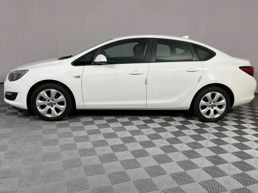 Used 2015 Opel Astra sedan 1.4 Turbo Essentia - WeBuyCars Brackenfell Cape Town