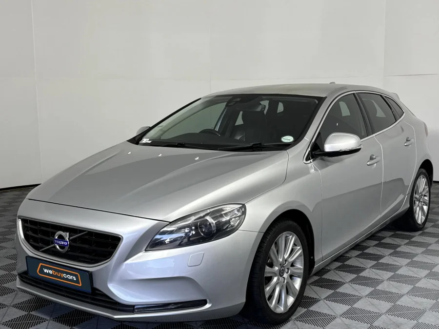 Used 2016 Volvo V40 T4 Excel - WeBuyCars Montana Used 2016 Volvo V40 T4 Excel - WeBuyCars Montana
