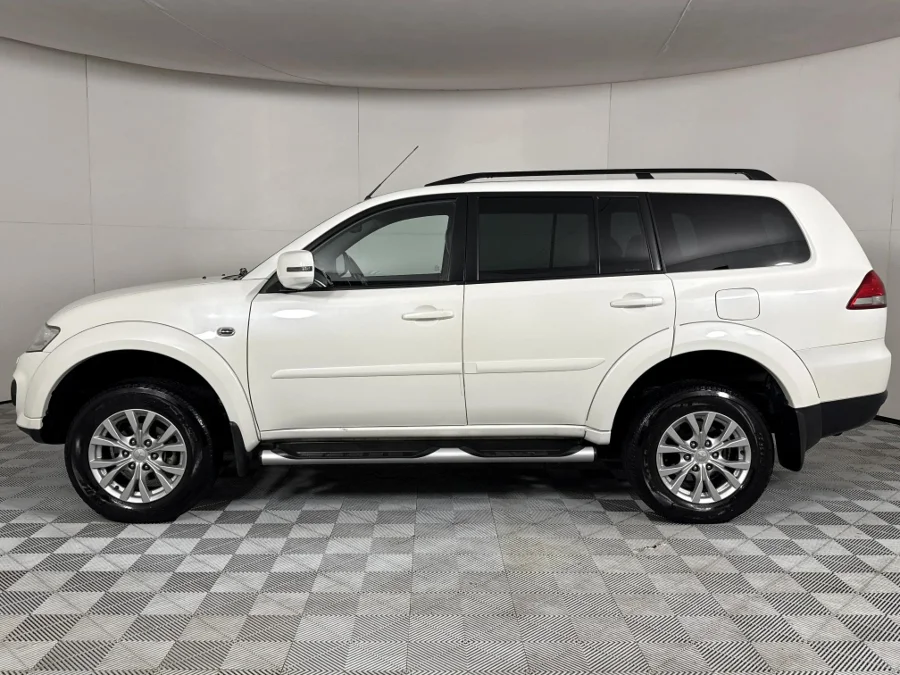 Used 2014 Mitsubishi Pajero Sport 2.5DI-D auto - WeBuyCars Mbombela Used 2014 Mitsubishi Pajero Sport 2.5DI-D auto - WeBuyCars Mbombela
