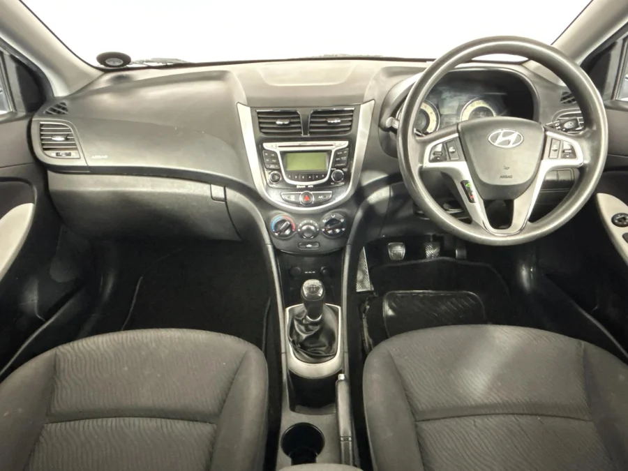 Used 2012 Hyundai Accent sedan 1.6 Fluid - WeBuyCars Richmond