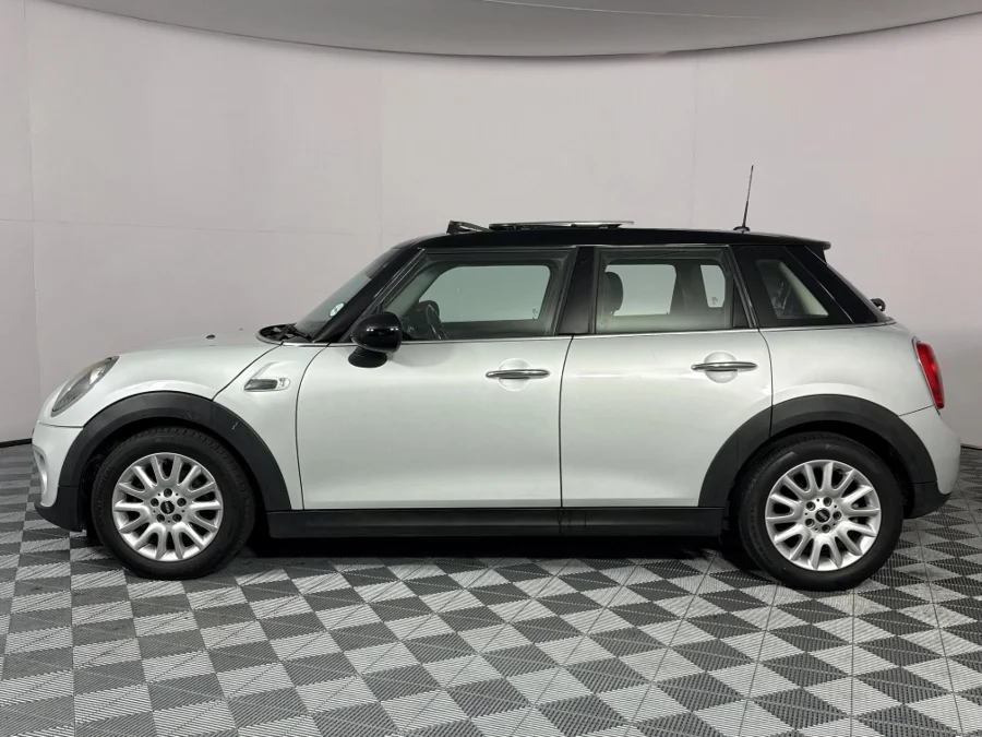 Used 2015 MINI Hatch Cooper Hatch 3-Door Caribbean Aqua Limited Edition (package 1) - WeBuyCars Lansdowne