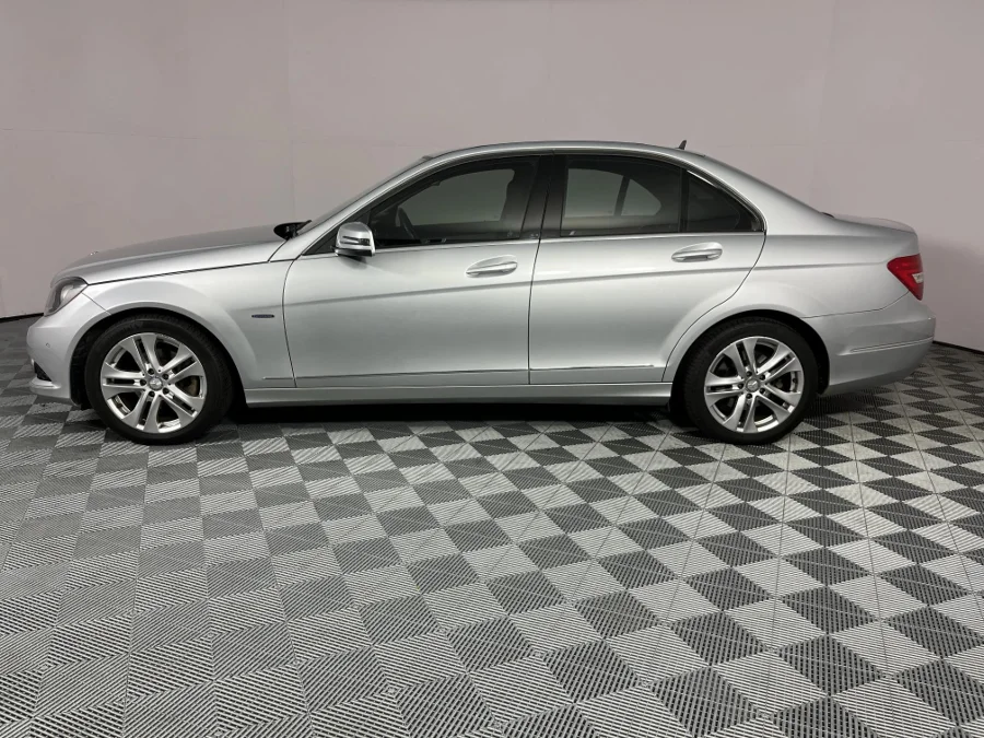 Used 2012 Mercedes-Benz C-Class C200 Avantgarde AMG Sports - WeBuyCars Lansdowne Used 2012 Mercedes-Benz C-Class C200 Avantgarde AMG Sports - WeBuyCars Lansdowne