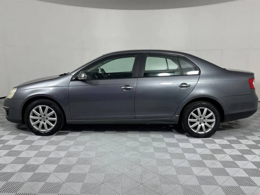 Used 2006 Volkswagen Jetta 1.6 Trendline - WeBuyCars Vereeniging Used 2006 Volkswagen Jetta 1.6 Trendline - WeBuyCars Vereeniging