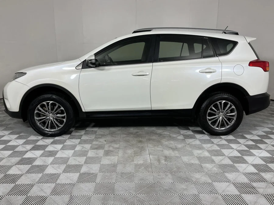 Used 2015 Toyota RAV4 2.0 GX auto - WeBuyCars The Dome Used 2015 Toyota RAV4 2.0 GX auto - WeBuyCars The Dome