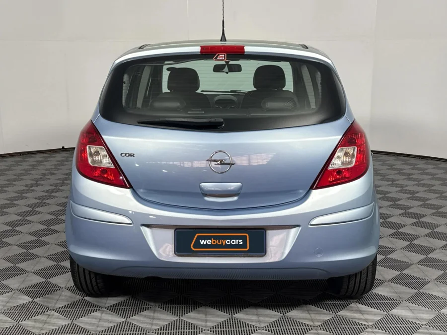Preloaded Image 19