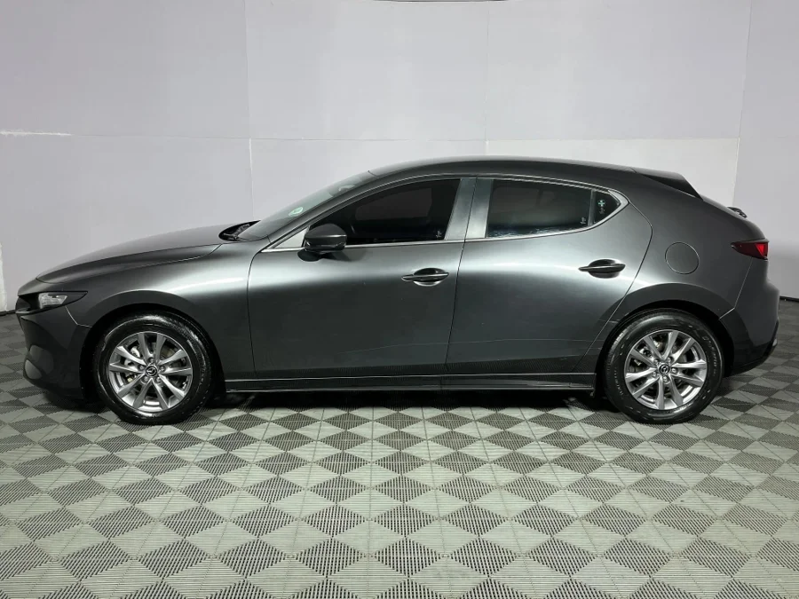 Used 2020 Mazda Mazda3 hatch 1.5 Dynamic auto - WeBuyCars Rustenburg Used 2020 Mazda Mazda3 hatch 1.5 Dynamic auto - WeBuyCars Rustenburg