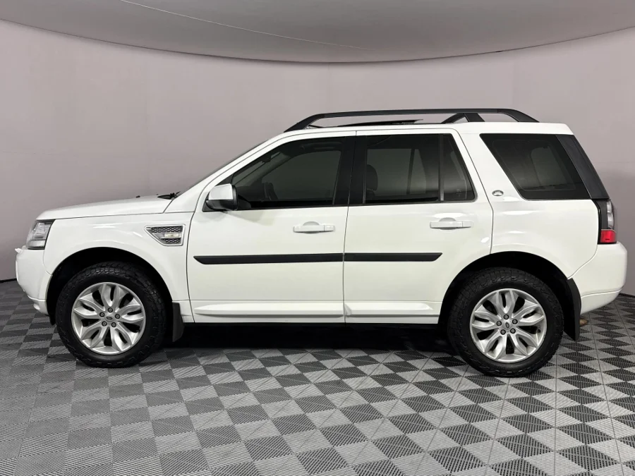Used 2013 Land Rover Freelander 2 SD4 SE - WeBuyCars Lansdowne Used 2013 Land Rover Freelander 2 SD4 SE - WeBuyCars Lansdowne