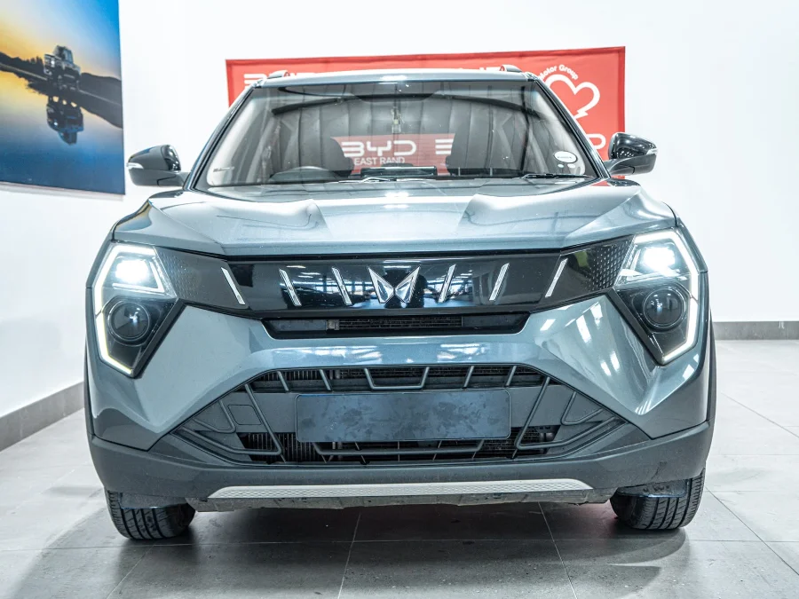 Used 2024 Mahindra XUV 3XO 1.2T AX5 manual - BYD East Rand