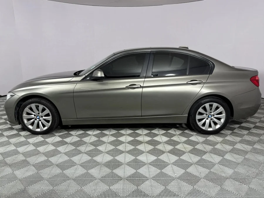 Used 2017 BMW 3 Series 318i Luxury Line auto - WeBuyCars Lansdowne Used 2017 BMW 3 Series 318i Luxury Line auto - WeBuyCars Lansdowne
