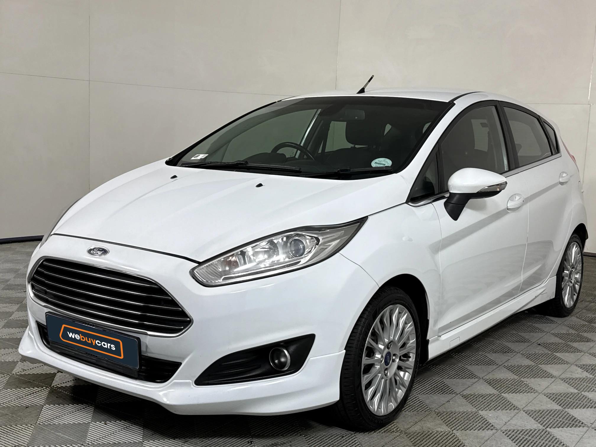 Used 2018 Ford Fiesta 5-door 1.0T Titanium auto