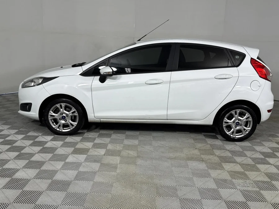 Used 2017 Ford Fiesta 5-door 1.0T Trend - WeBuyCars Silverlakes