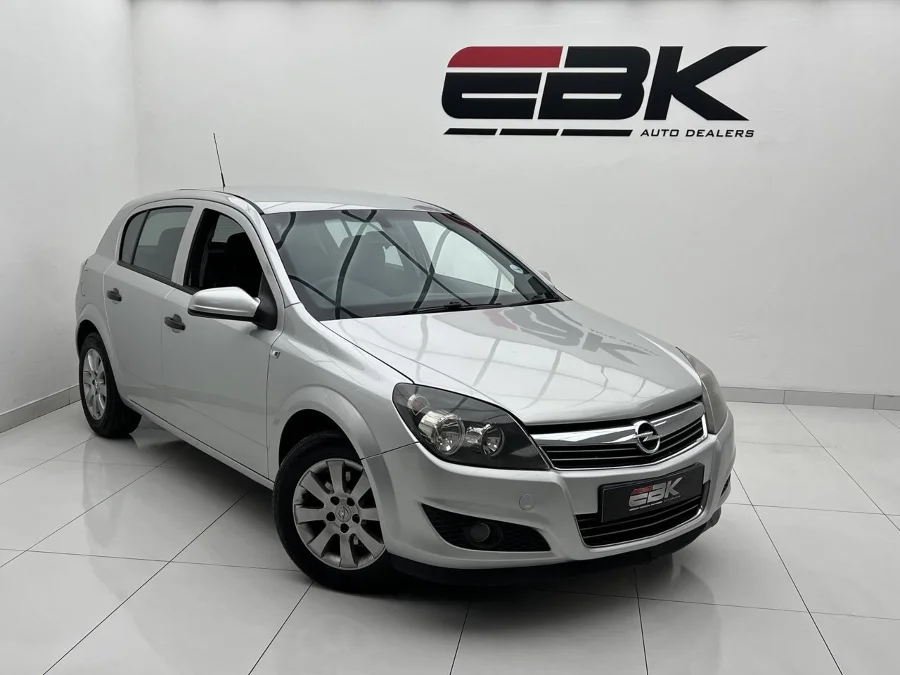 Used 2010 Opel Astra hatch 1.6 Essentia - EBK Auto Used 2010 Opel Astra hatch 1.6 Essentia - EBK Auto